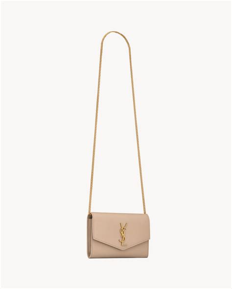 uptown chain wallet in grain de poudre embossed leather